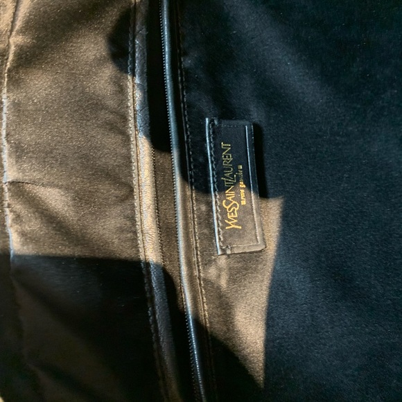 Yves Saint Laurent Black Leather Purse - Picture 11 of 15